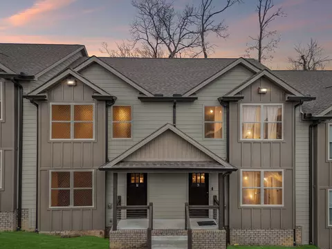 122 W Broad St, Smithville, TN 37166