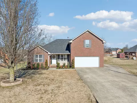 1729 Summercrest Dr, Lebanon, TN 37087