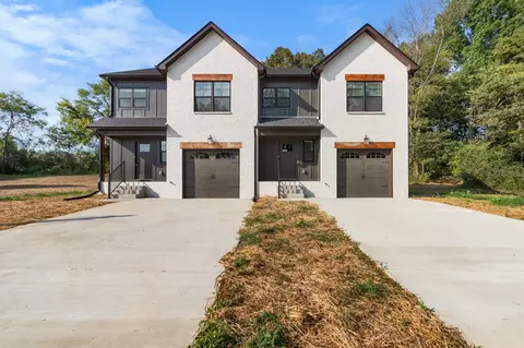 1090 Old Clarksville Pike, Pleasant View, TN 37146