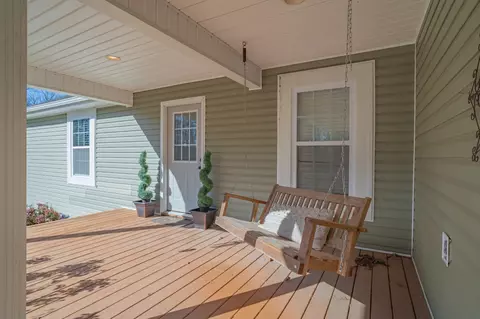 Exterior - 135 Davis Rd, Decherd, TN 37324 photo 9 of 19