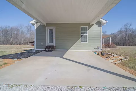 Exterior - 135 Davis Rd, Decherd, TN 37324 photo 14 of 19