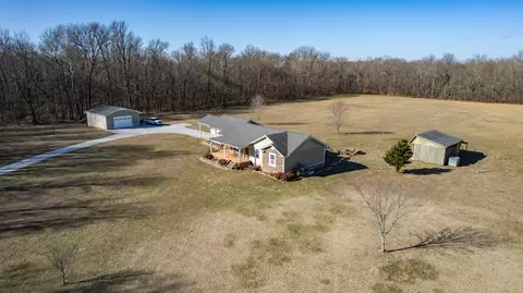 Other - 135 Davis Rd, Decherd, TN 37324 photo 2 of 14