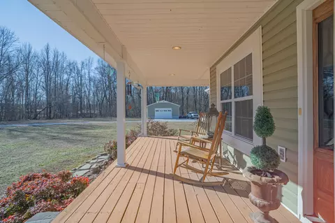 Exterior - 135 Davis Rd, Decherd, TN 37324 photo 6 of 19