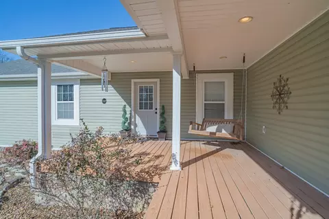 Exterior - 135 Davis Rd, Decherd, TN 37324 photo 8 of 19