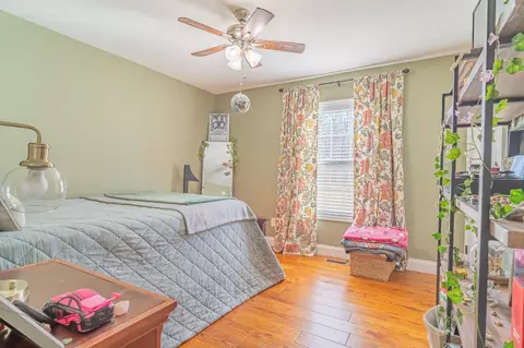 Bedroom - 135 Davis Rd, Decherd, TN 37324 photo 9 of 10