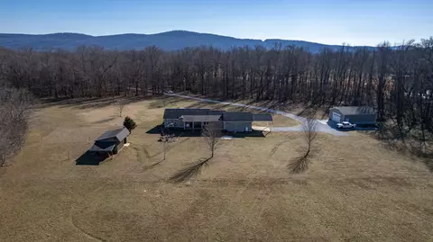 View/Area - 135 Davis Rd, Decherd, TN 37324 photo 3 of 4