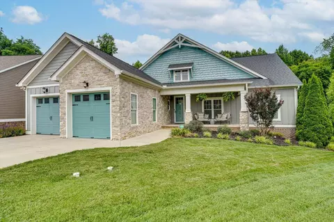 1683 Gable Green Dr, Apison, TN 37302