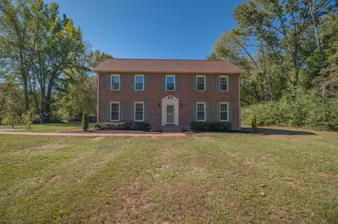 276 Motlow Rd, Tullahoma, TN 37388