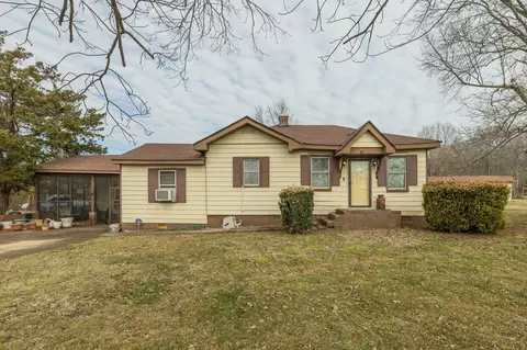 471 Wade Rd, Murfreesboro, TN 37130