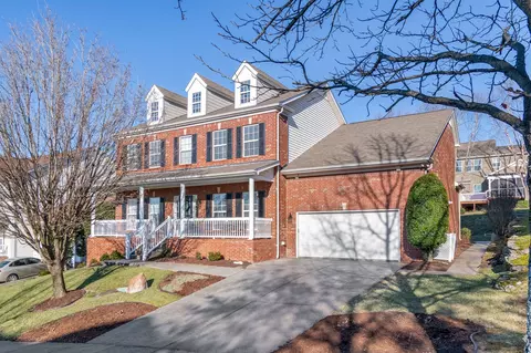 1126 Waverly Pl, Franklin, TN 37067