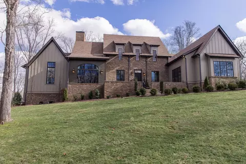 3536 Raleigh Beard Rd, Santa Fe, TN 38482