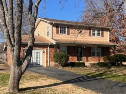 4014 Park Dr, Columbia, TN 38401
