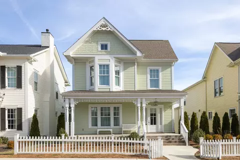 1220 Luckett Rd, Nashville, TN 37221