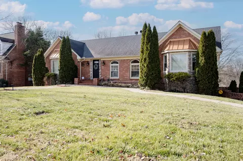 3247 Park Hill Rd, Murfreesboro, TN 37129