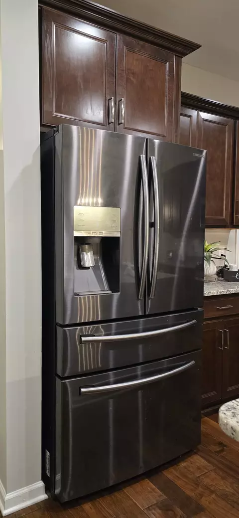 Kitchen - 3410 Hyde Ct, Murfreesboro, TN 37128 photo 5 of 9