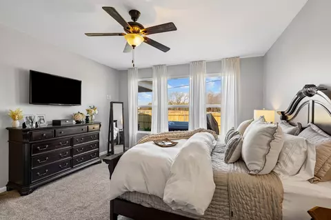 Bedroom - 3410 Hyde Ct, Murfreesboro, TN 37128 photo 2 of 9