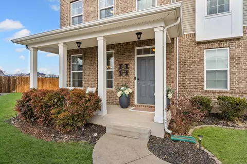 Exterior - 3410 Hyde Ct, Murfreesboro, TN 37128 photo 4 of 13