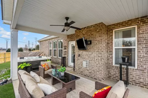 Exterior - 3410 Hyde Ct, Murfreesboro, TN 37128 photo 7 of 13