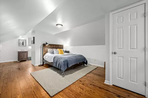 Bedroom - 457 E Madison St, Pulaski, TN 38478 photo 2 of 3