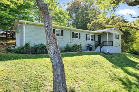 352 Scott St NW, Charleston, TN 37310