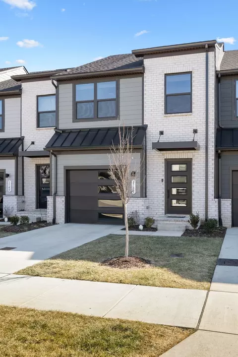 1136 Riverbrook Dr, Gallatin, TN 37066
