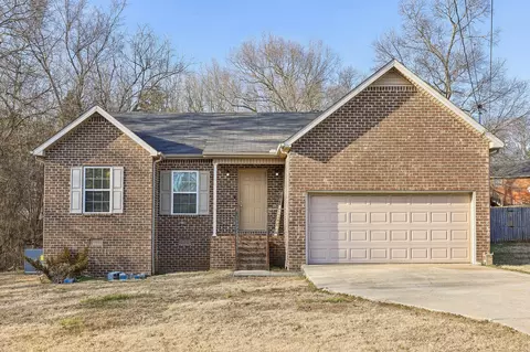 112 Garden Dr, Shelbyville, TN 37160