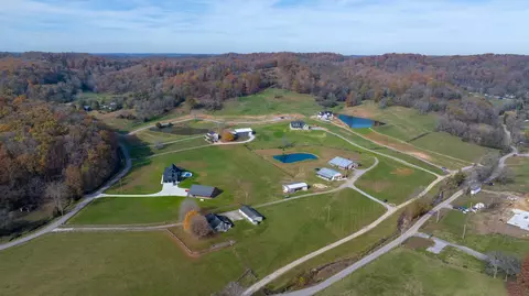 4 Collier Ln, Gallatin, TN 37066