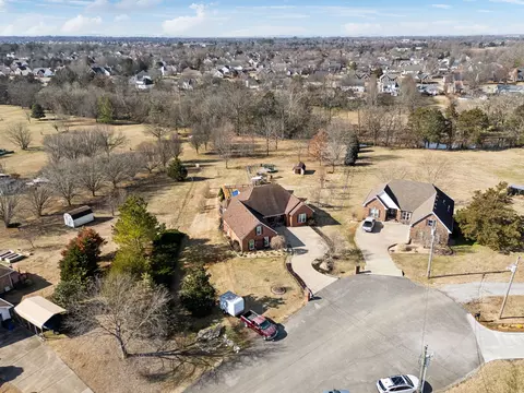 1108 Creekround Ct, Murfreesboro, TN 37130