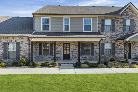 5616 Maples Retreat Dr, Murfreesboro, TN 37127