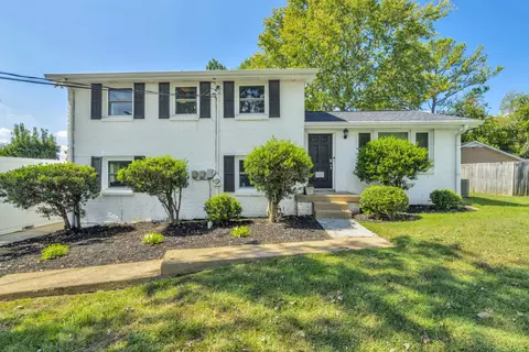 103 Riverwood Dr, Hendersonville, TN 37075