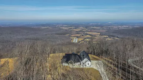 903 Box House Rd, Belvidere, TN 37306