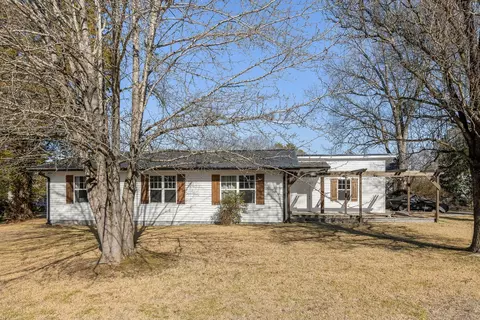 129 Indian Springs Rd, Ringgold, GA 30736