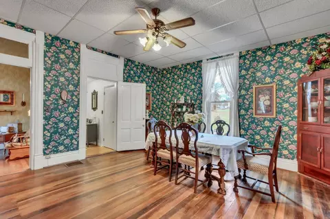 Dining - 538 E Madison St, Pulaski, TN 38478 photo 3 of 3