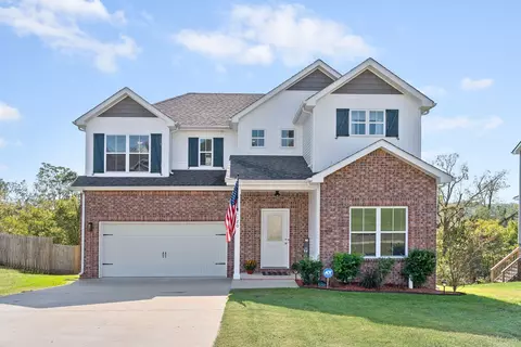 1120 Stillwood Dr, Clarksville, TN 37042