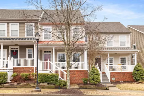 906 Loxley Dr, Nashville, TN 37211