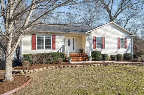 945 Morningside Dr, Cookeville, TN 38501
