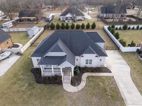 144 Bluegrass Rd, Manchester, TN 37355
