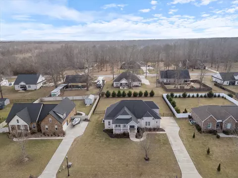 144 Bluegrass Rd, Manchester, TN 37355 photo 4