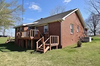 165 Loop Rd, Puryear, TN 38251 photo 3