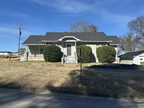 102 Buffalo Rd, Lawrenceburg, TN 38464