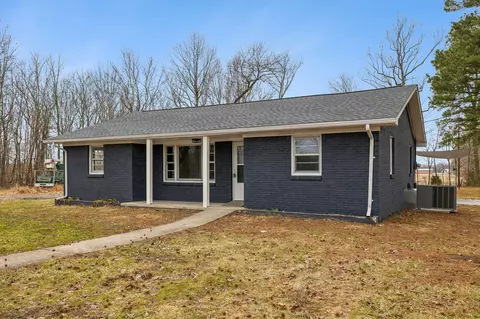 502 Browns Rd, Lafayette, TN 37083