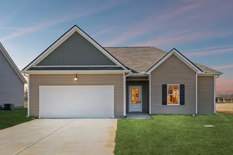2038 Cincinnati St, Murfreesboro, TN 37127