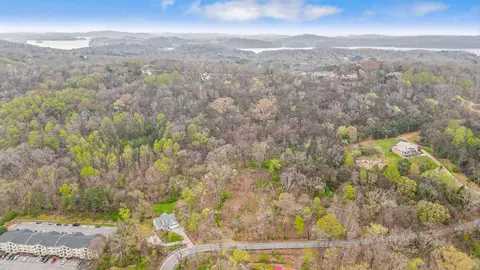 6833 Big Ridge Rd, Hixson, TN 37343