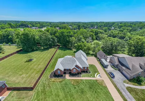 2012 Alan John Way, Lebanon, TN 37087