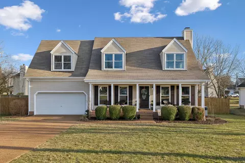 2830 Iroquois Dr, Thompsons Station, TN 37179
