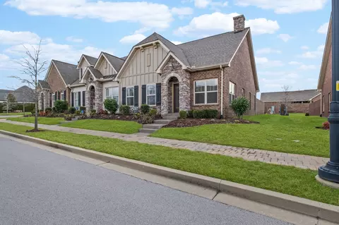 204 Glennister Ct, Gallatin, TN 37066