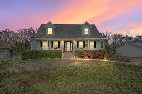 3715 Woodtrace Ct, Cookeville, TN 38501