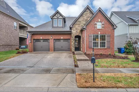 5009 Rizer Point Dr, Franklin, TN 37069