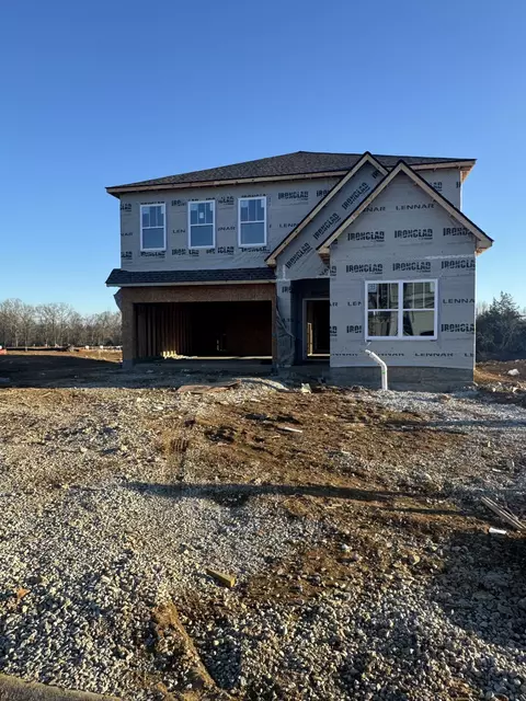 2703 Serene Valley Trl, Columbia, TN 38401