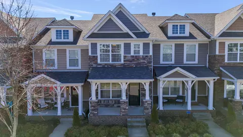 1422 Riverbrook Dr, Hermitage, TN 37076